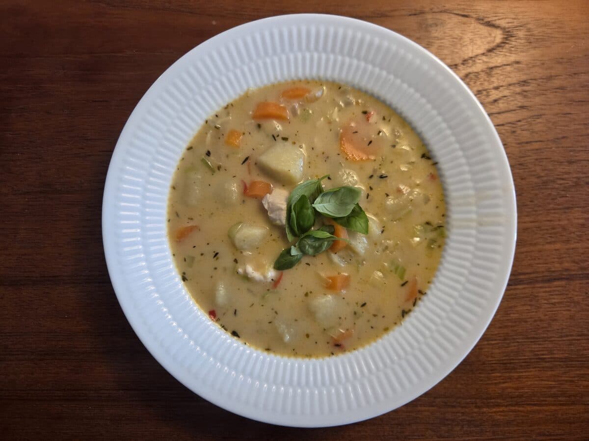 Suppe med kylling og gnocchi